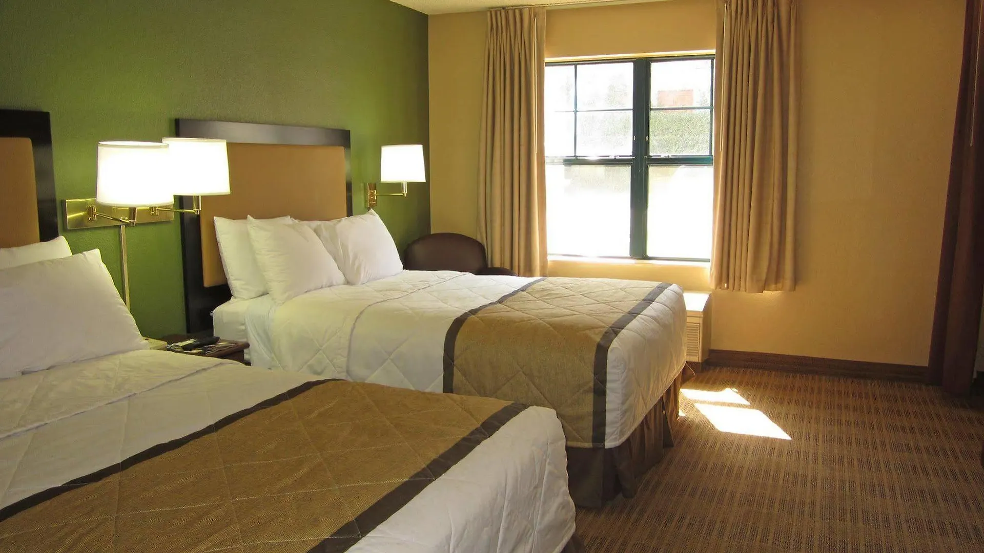Extended Stay America Suites - Los Angeles - LAX Airport Hotel