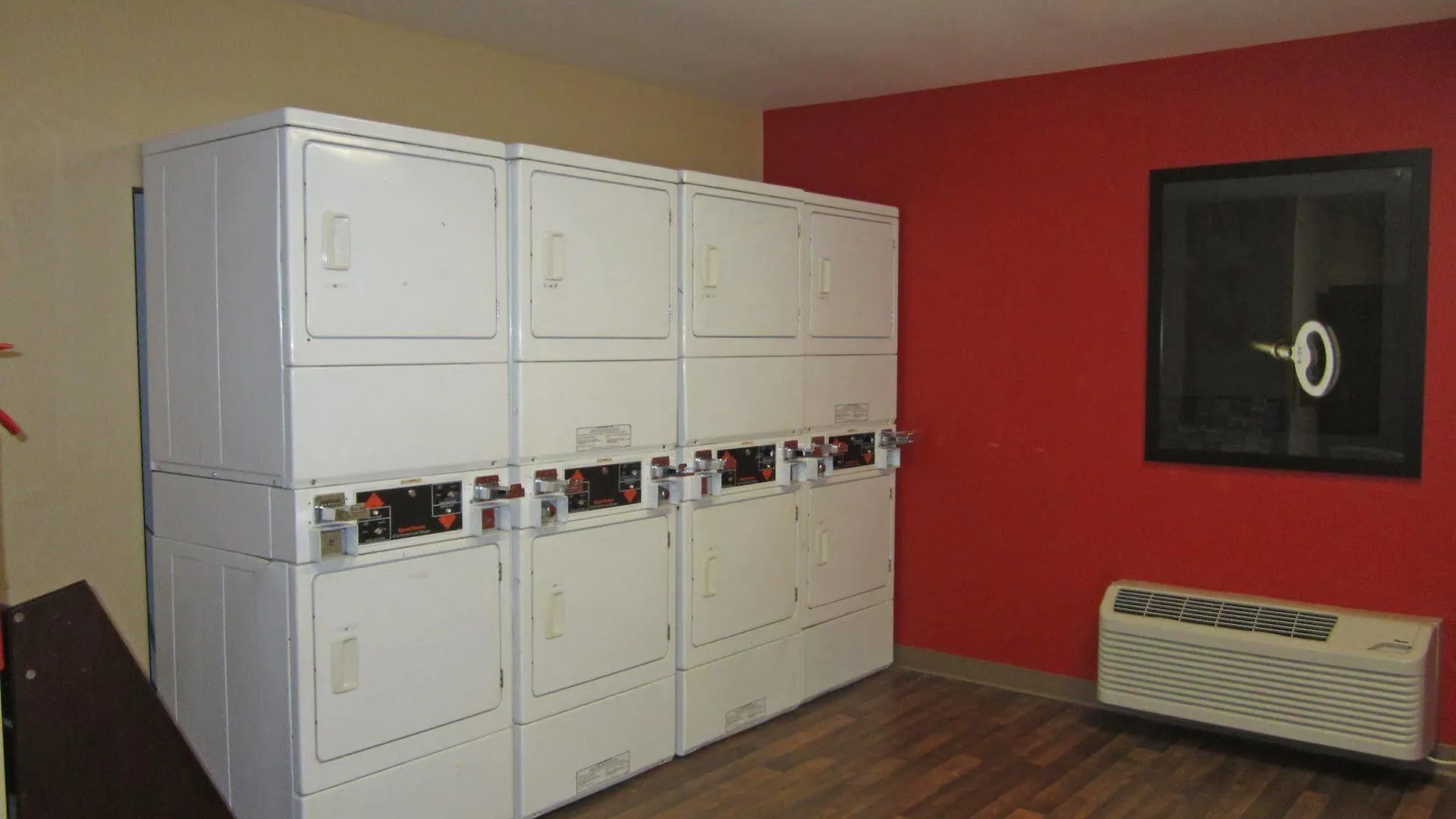 Extended Stay America Suites - Los Angeles - LAX Airport